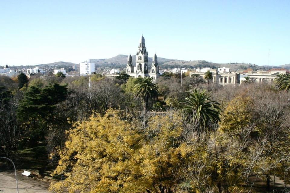 Plaza Hotel Tandil Dış mekan fotoğraf
