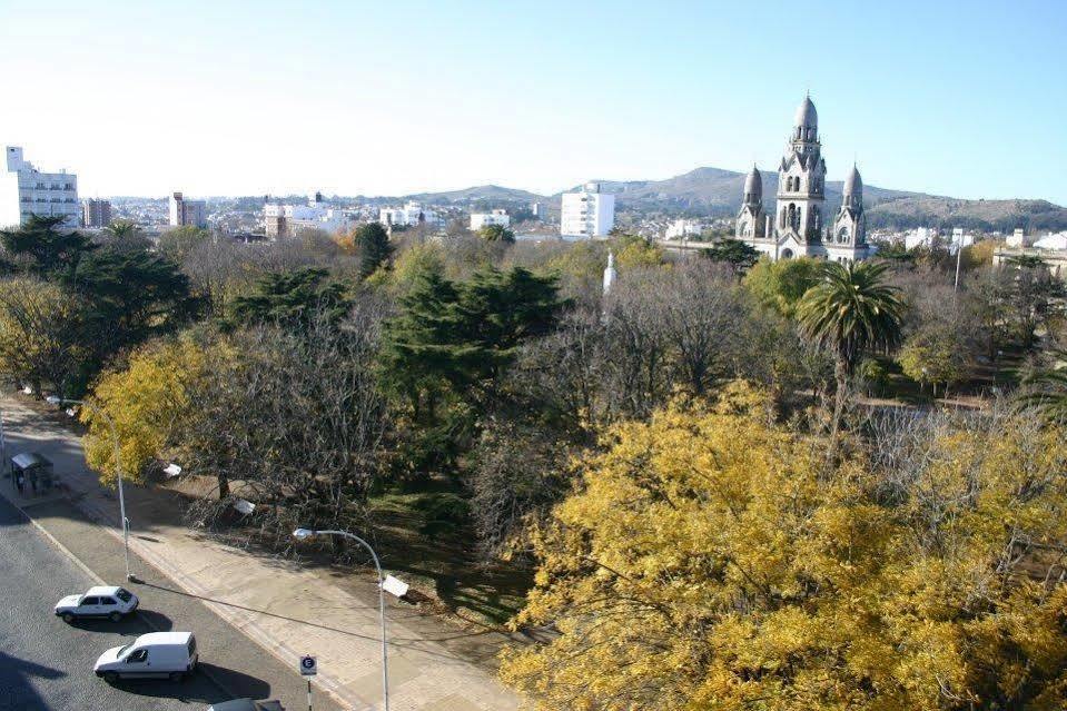 Plaza Hotel Tandil Dış mekan fotoğraf